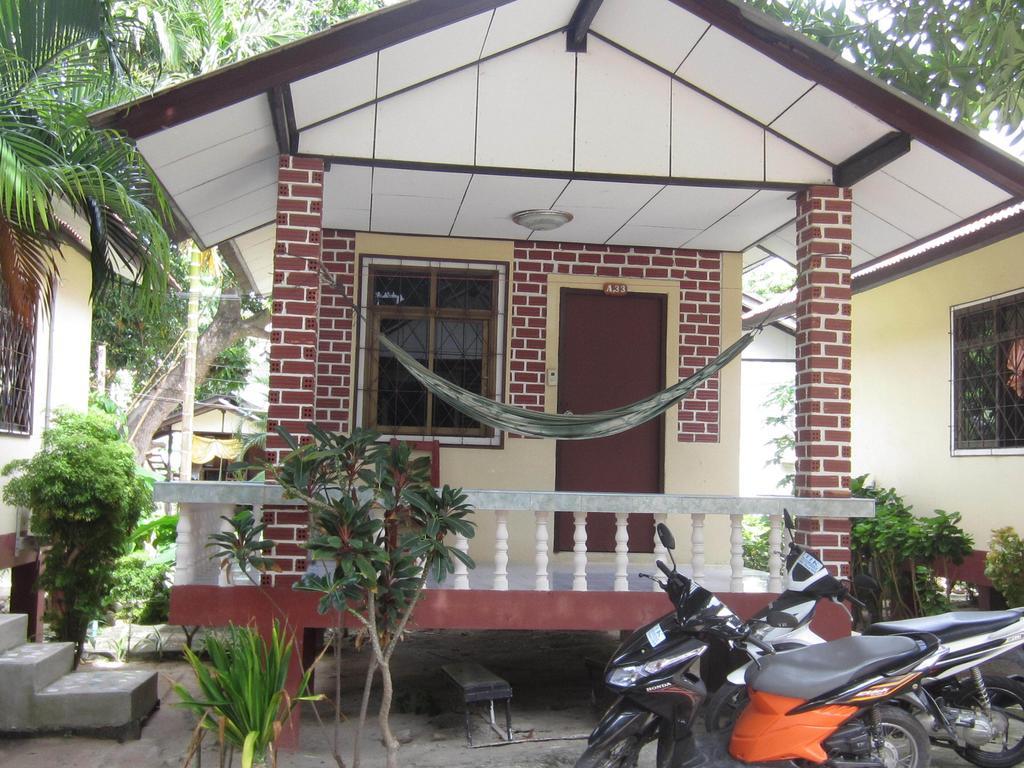 Charung Beach Haad Rin Bagian luar foto