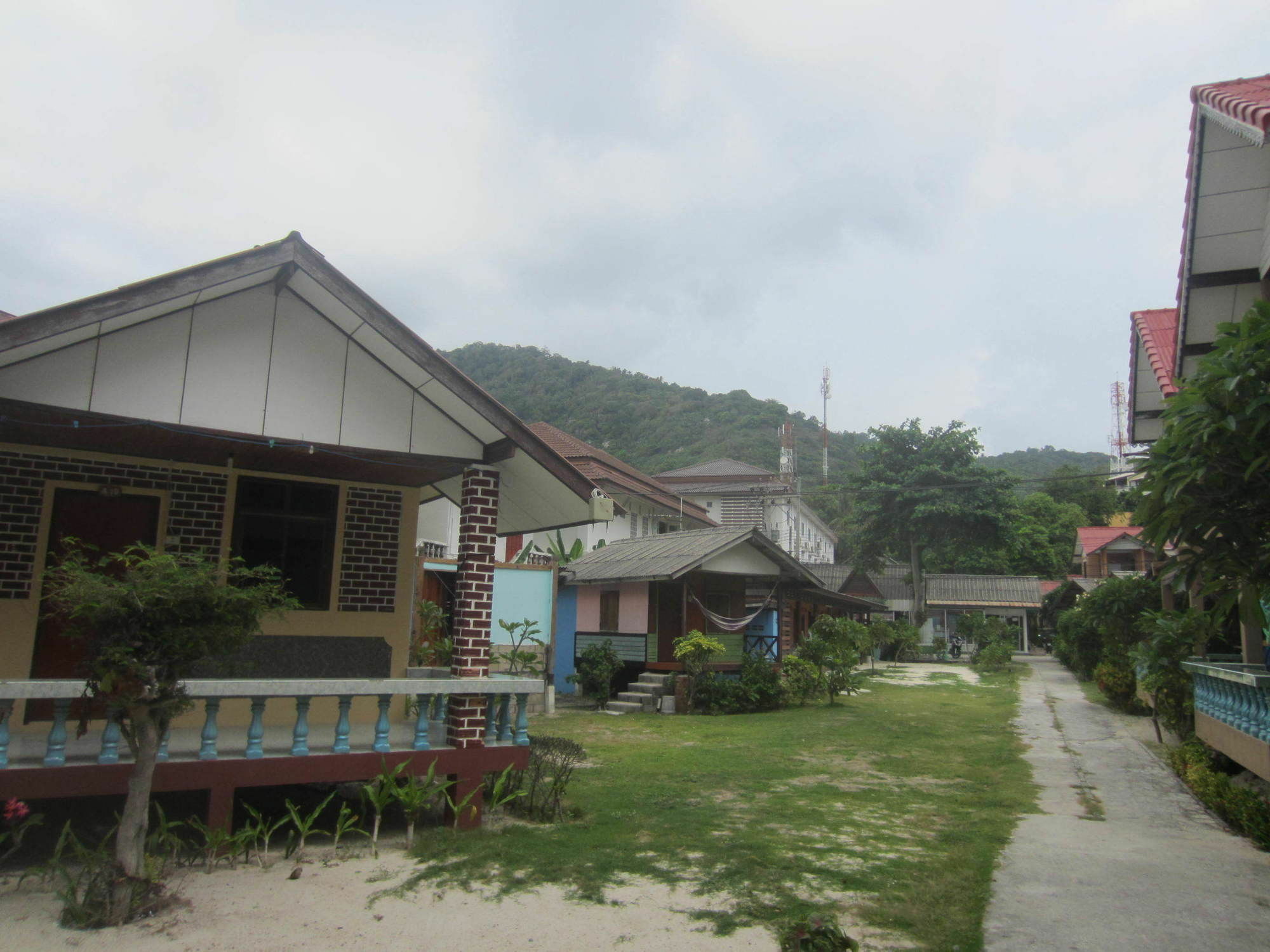 Charung Beach Haad Rin Bagian luar foto