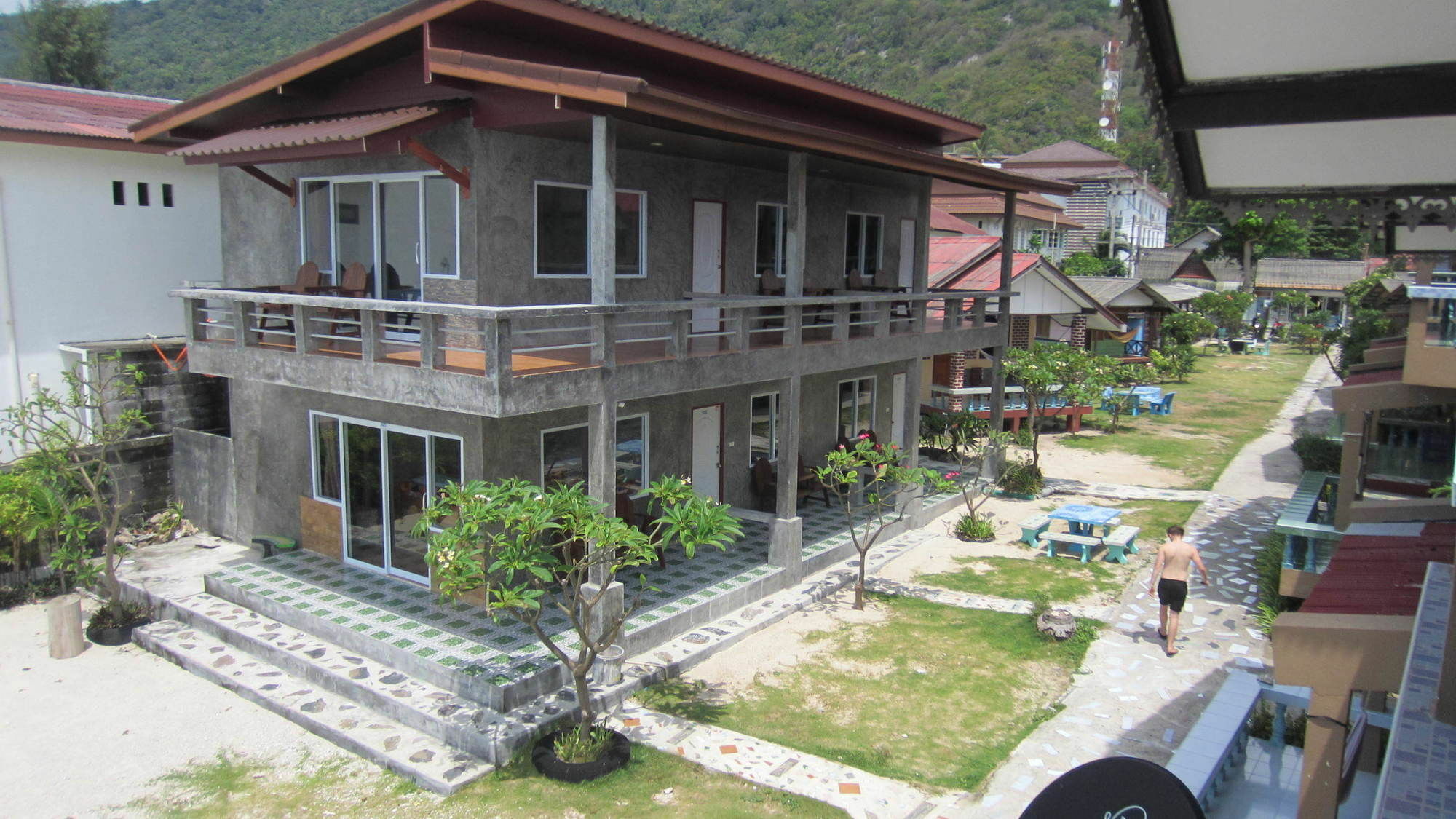 Charung Beach Haad Rin Bagian luar foto